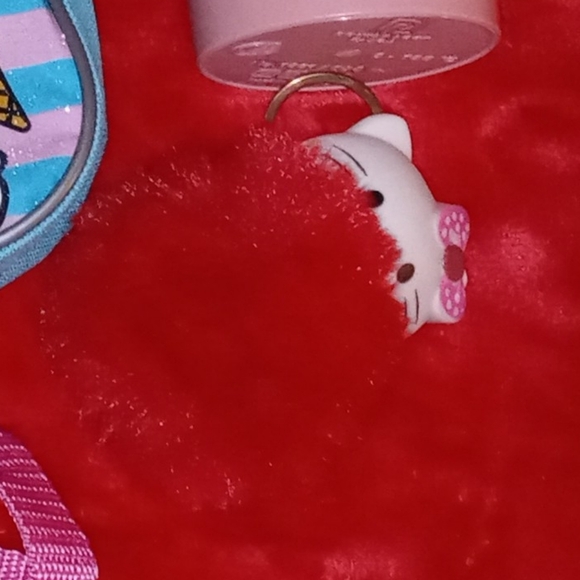 ❤SOLD❤🌸Hello Kitty Bundle - Picture 4 of 6